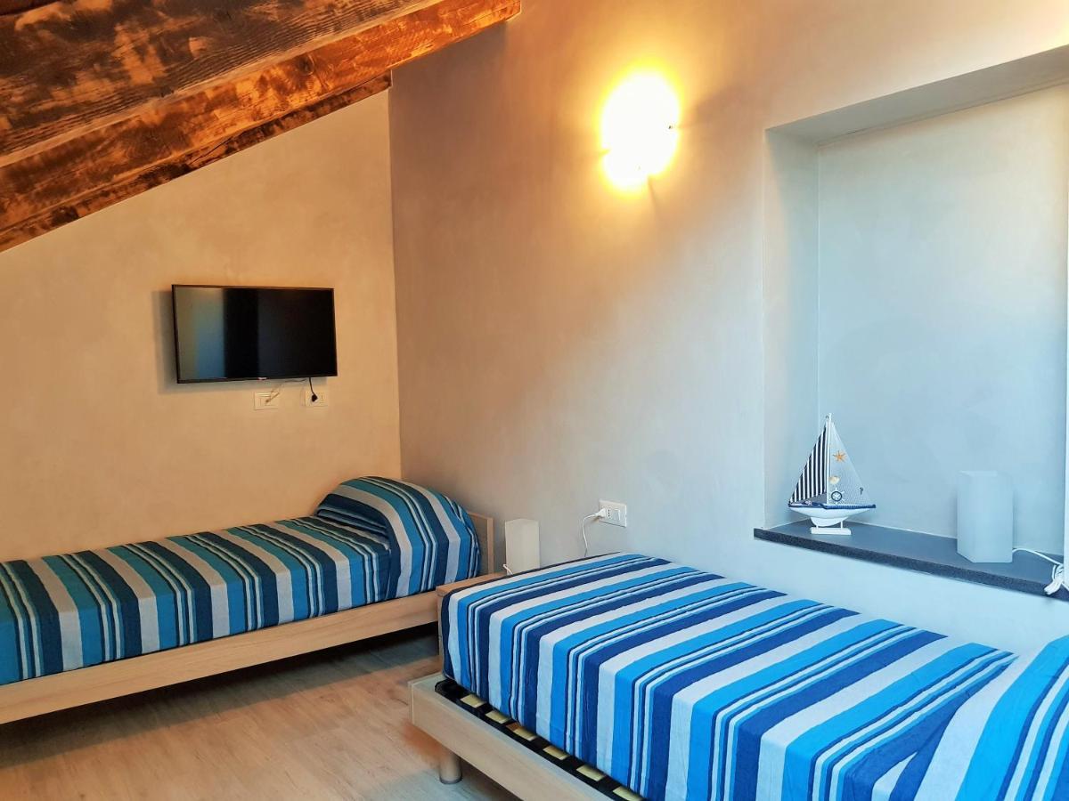 Casaviva - Casa Vacanze A Ceriale Con Terrazza Exterior foto